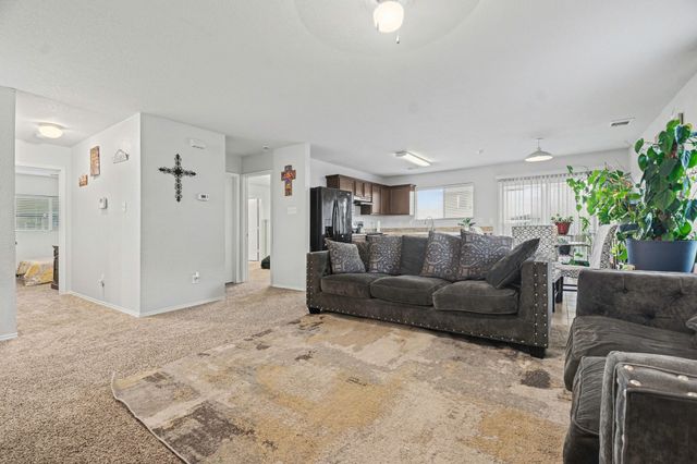 246 Willow Creek Lane, Terrell, TX 75160