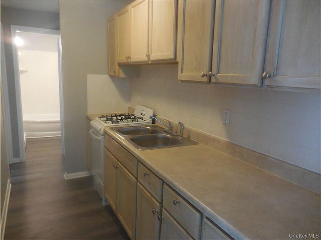 41 Willow Avenue 6, Cornwall, NY 12518