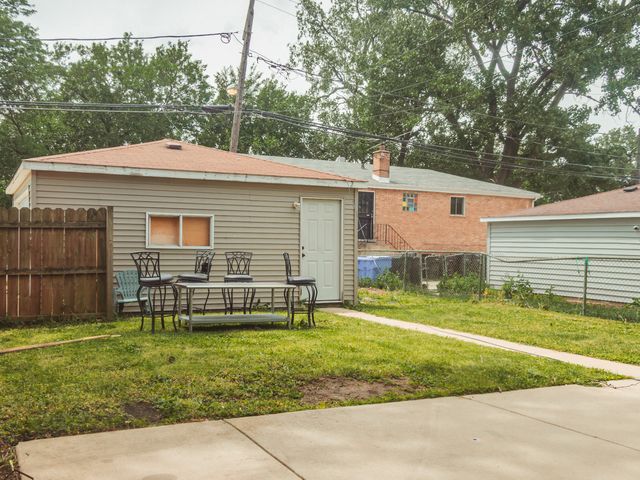 10224 S Princeton Avenue, Chicago, IL 60628