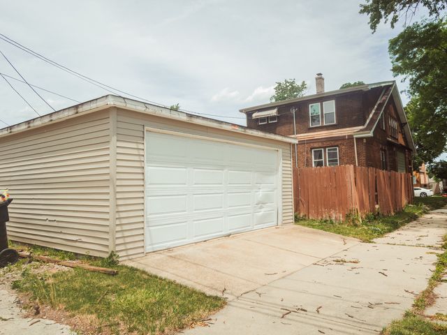 10224 S Princeton Avenue, Chicago, IL 60628