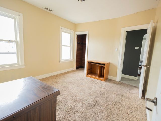 10224 S Princeton Avenue, Chicago, IL 60628