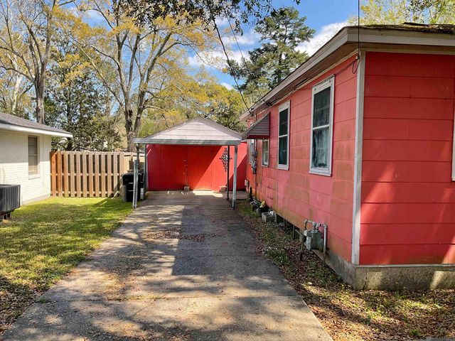 5728 Dutton Ave, Baton Rouge, LA 70805