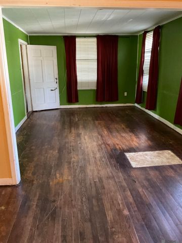 5728 Dutton Ave, Baton Rouge, LA 70805