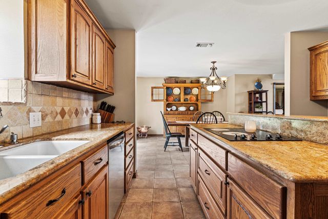 450 Reeves Lane, Jefferson, TX 75657