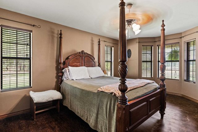 450 Reeves Lane, Jefferson, TX 75657