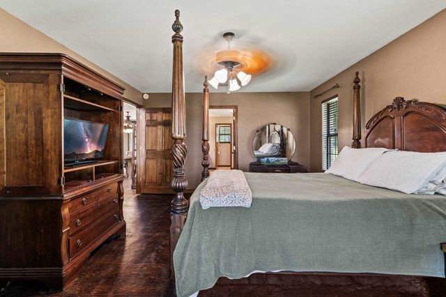 450 Reeves Lane, Jefferson, TX 75657