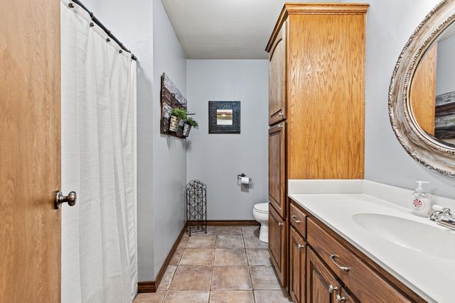 450 Reeves Lane, Jefferson, TX 75657