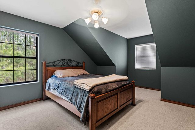 450 Reeves Lane, Jefferson, TX 75657