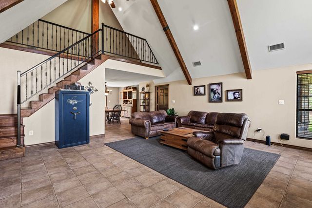 450 Reeves Lane, Jefferson, TX 75657