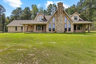 450 Reeves Lane, Jefferson, TX 75657