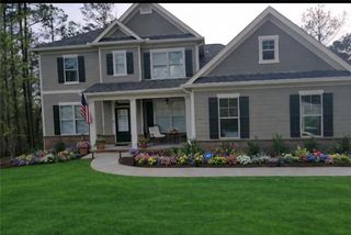 530 Thomas Drive, Loganville, GA 30052