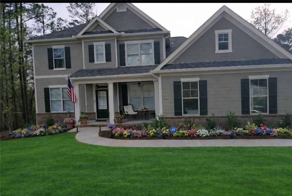 530 Thomas Drive, Loganville, GA 30052