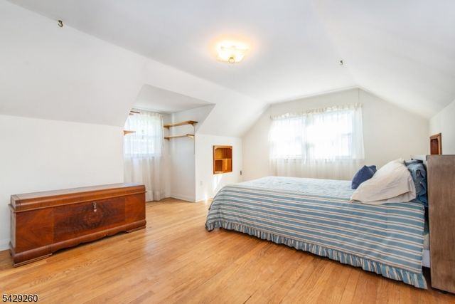 59 Hooyman Dr, Clifton City, NJ 07013