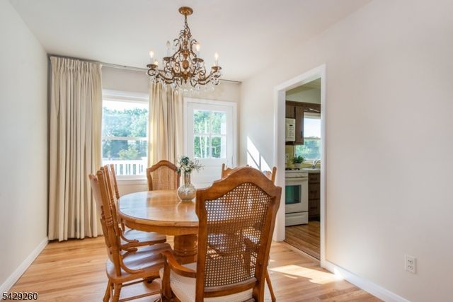 59 Hooyman Dr, Clifton City, NJ 07013