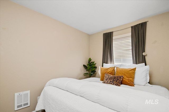 2416 W Ona St, Boise, ID 83705