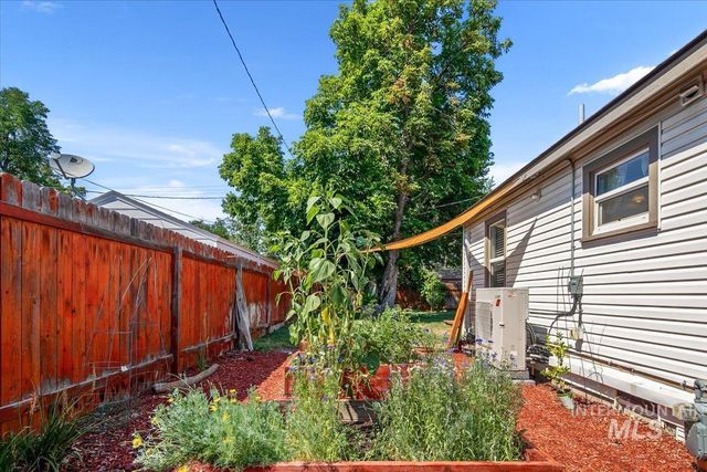 2416 W Ona St, Boise, ID 83705