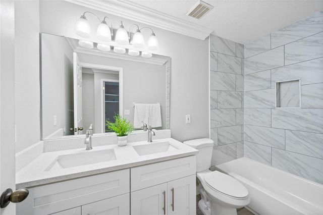 721 HARDWOOD CIRCLE, Orlando, FL 32828