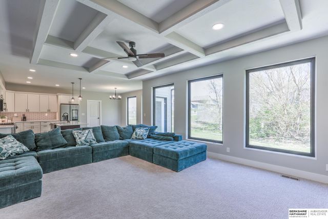 8215 N 166 Street, Bennington, NE 68007