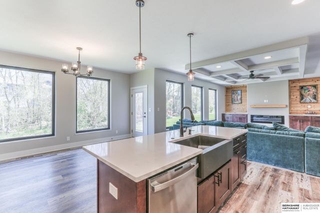 8215 N 166 Street, Bennington, NE 68007
