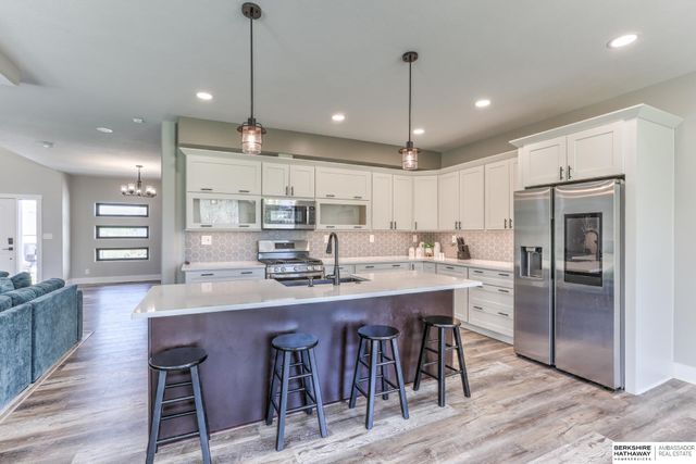8215 N 166 Street, Bennington, NE 68007