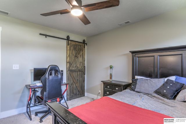 8215 N 166 Street, Bennington, NE 68007
