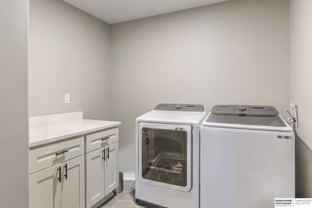 8215 N 166 Street, Bennington, NE 68007