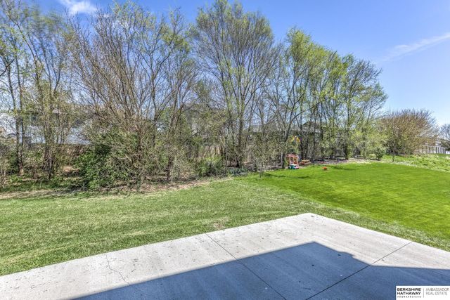 8215 N 166 Street, Bennington, NE 68007