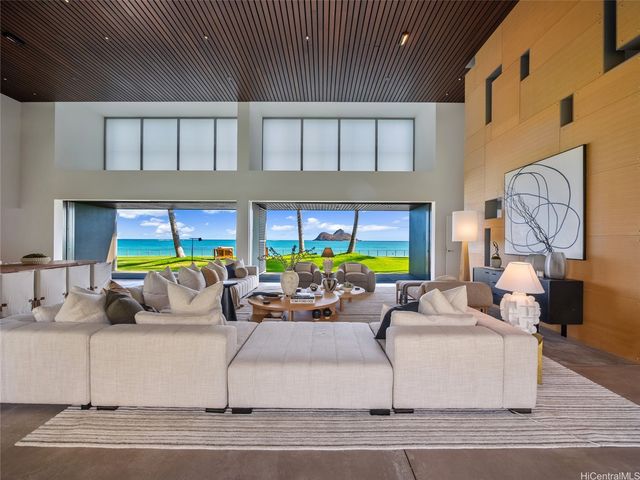 1240 Mokulua Drive, Kailua, HI 96734