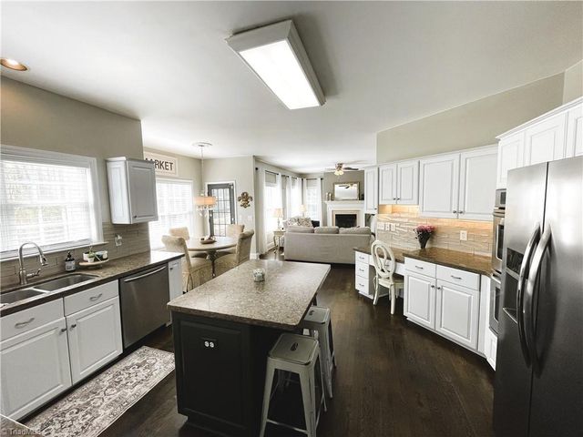 6050 Charring Drive, Kernersville, NC 27284