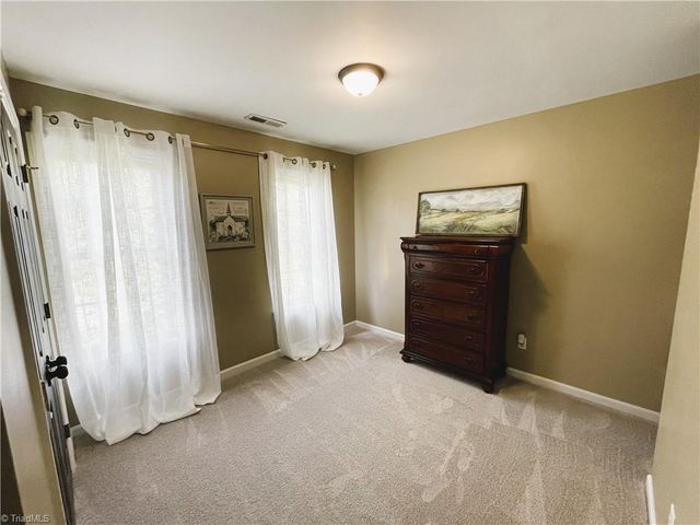 6050 Charring Drive, Kernersville, NC 27284