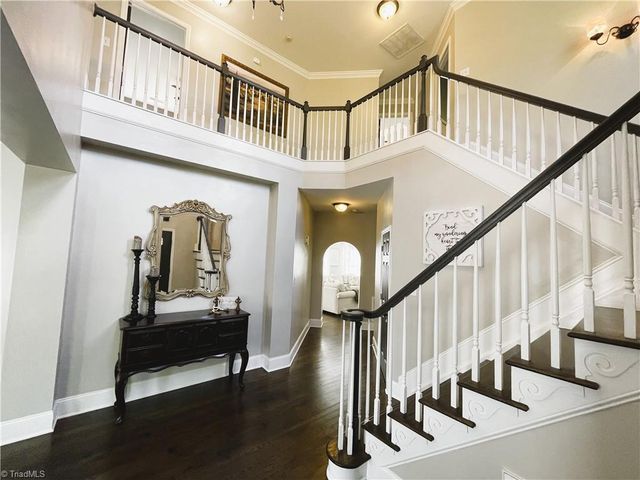 6050 Charring Drive, Kernersville, NC 27284