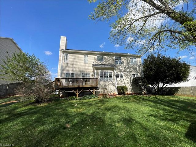 6050 Charring Drive, Kernersville, NC 27284