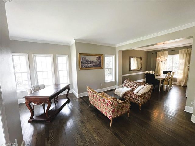 6050 Charring Drive, Kernersville, NC 27284