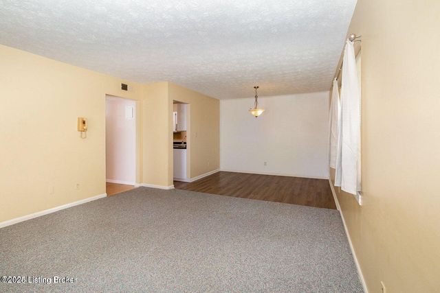 312 EL CONQUISTADOR Pl 312, Louisville, KY 40220