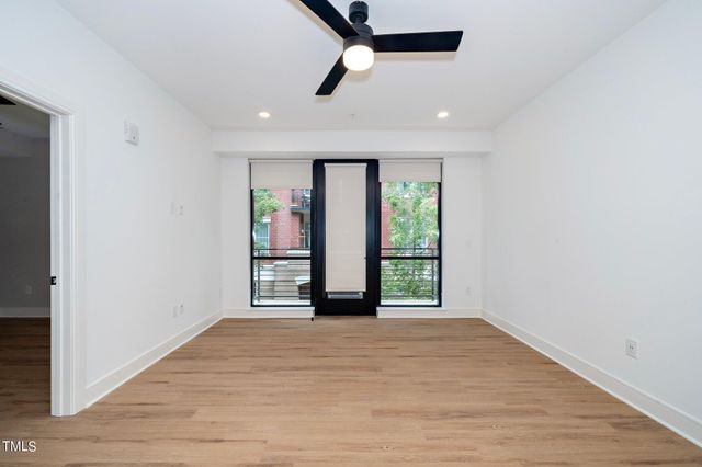 615 W Peace Street 306, Raleigh, NC 27605