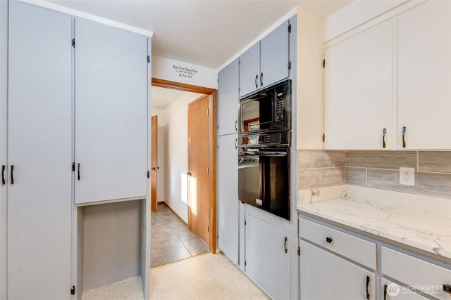 35414 34th Avenue S, Auburn, WA 98001