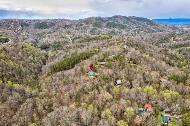 1380 Cupid Way, Sevierville, TN 37876