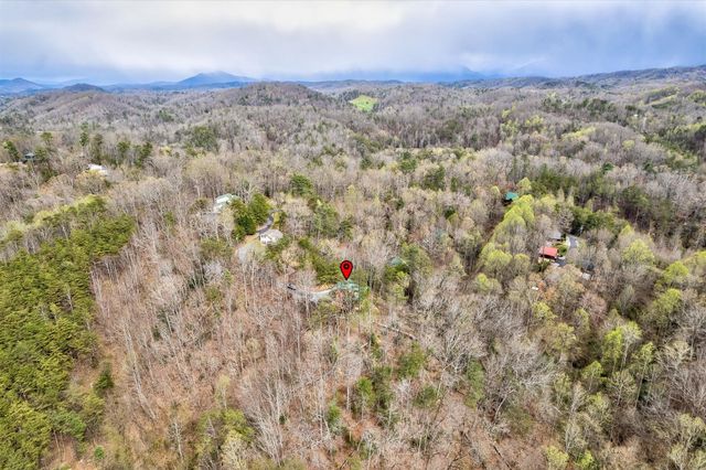 1380 Cupid Way, Sevierville, TN 37876