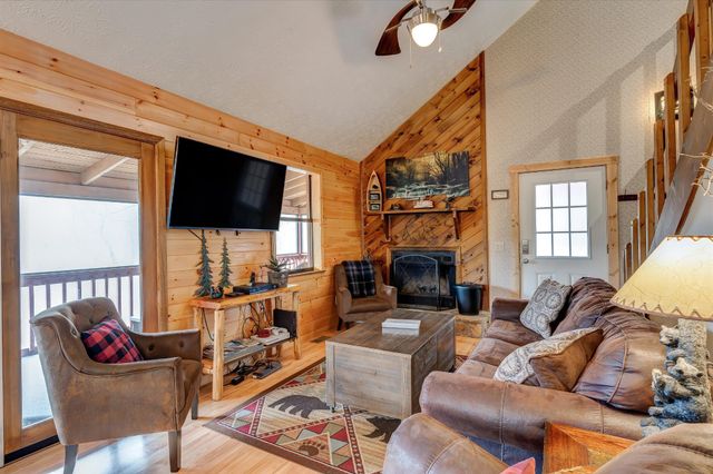 1380 Cupid Way, Sevierville, TN 37876