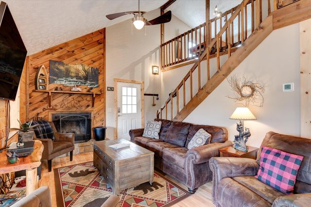 1380 Cupid Way, Sevierville, TN 37876