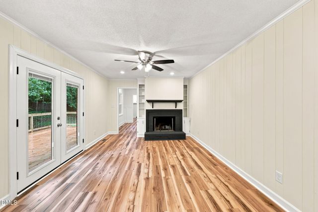 2912 Oxford Road, Henderson, NC 27536