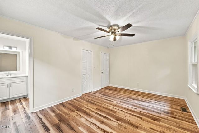 2912 Oxford Road, Henderson, NC 27536