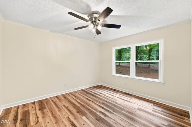 2912 Oxford Road, Henderson, NC 27536