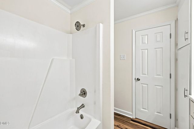 2912 Oxford Road, Henderson, NC 27536