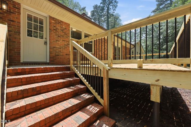 2912 Oxford Road, Henderson, NC 27536