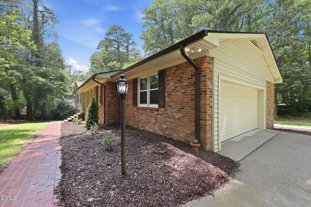 2912 Oxford Road, Henderson, NC 27536