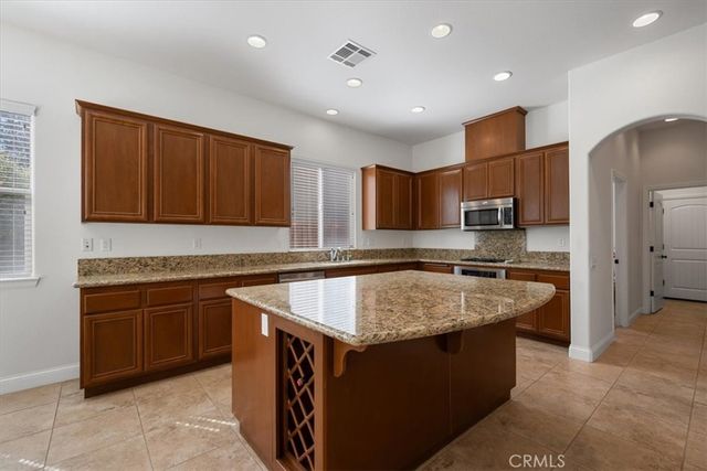 1152 Hastings Court, Santa Maria, CA 93455