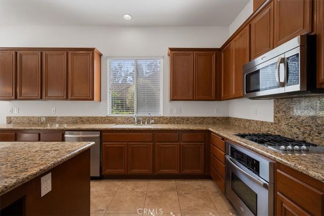 1152 Hastings Court, Santa Maria, CA 93455