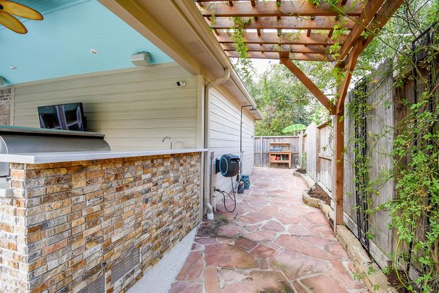 22614 Arbor Stream Drive, Katy, TX 77450