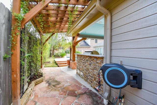 22614 Arbor Stream Drive, Katy, TX 77450